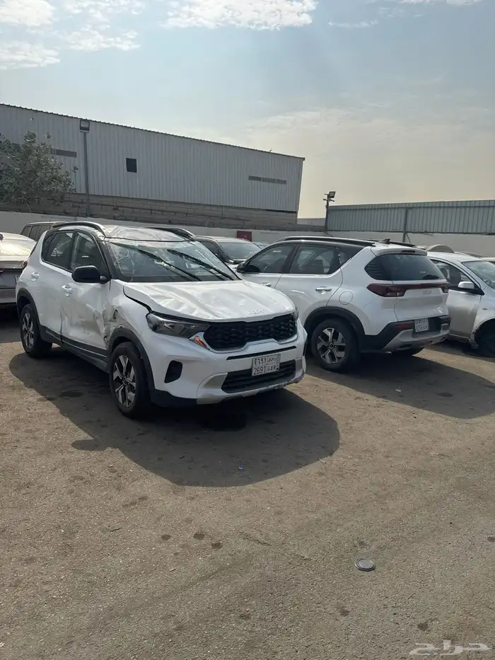 سيارات مصدومه 11