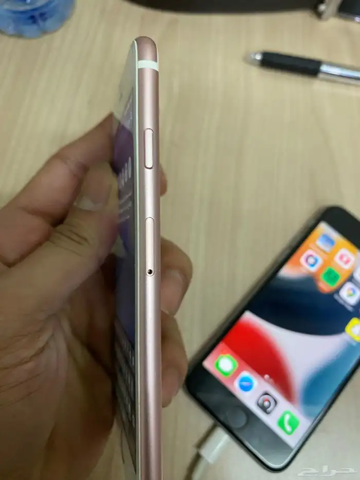 للبيع ايفون عدد 2 ايفون 6s 5