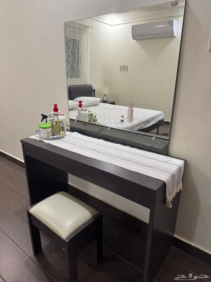 غرفة نوم نظيفة وكبيرة وقوية من ستي دبليو 2