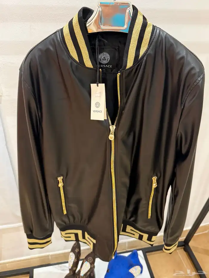 أفخم جاكيتات من أرقى الماركات العالمية 58