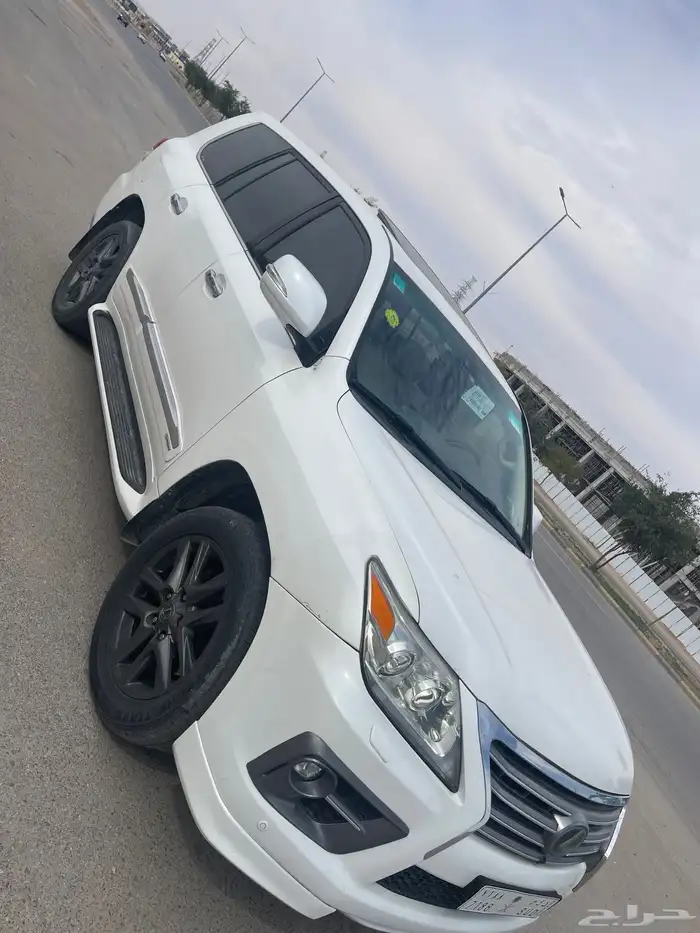 جيب لكزس نظيف 7