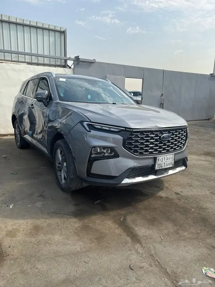 سيارات مصدومه 0