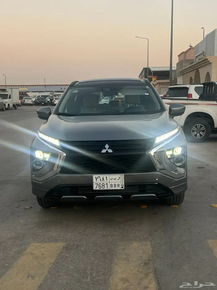 متسبيشي اكلبيس كروس2022 0