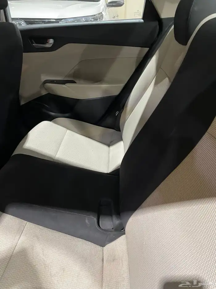 للبيع اكسنت 2019 29