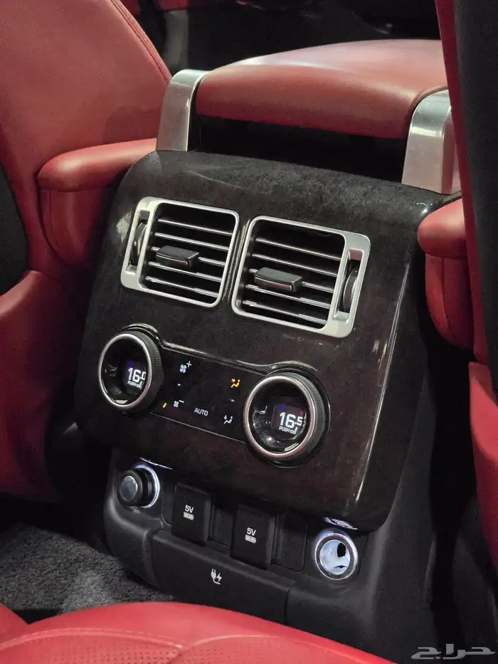 رنج روفر موديل 2019 بحالة ممتازة 10