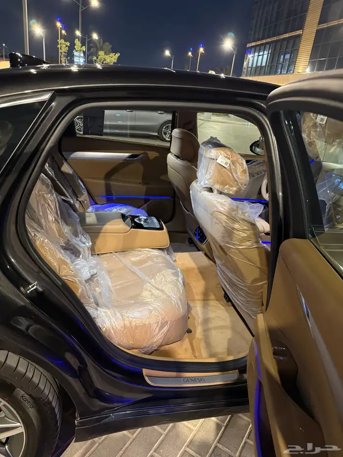 جينسس G80 2025 11