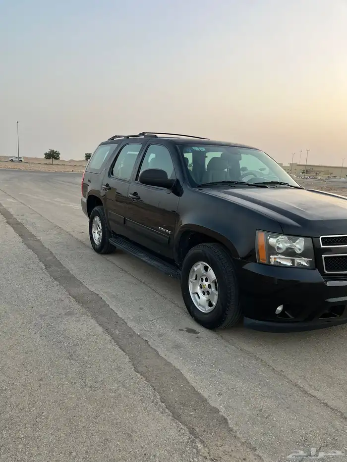 تاهو 2014 LT قصير ممشى قليل ونظيف للاستخدام 6