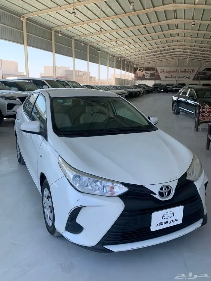 تويوتا يارس 2021 1