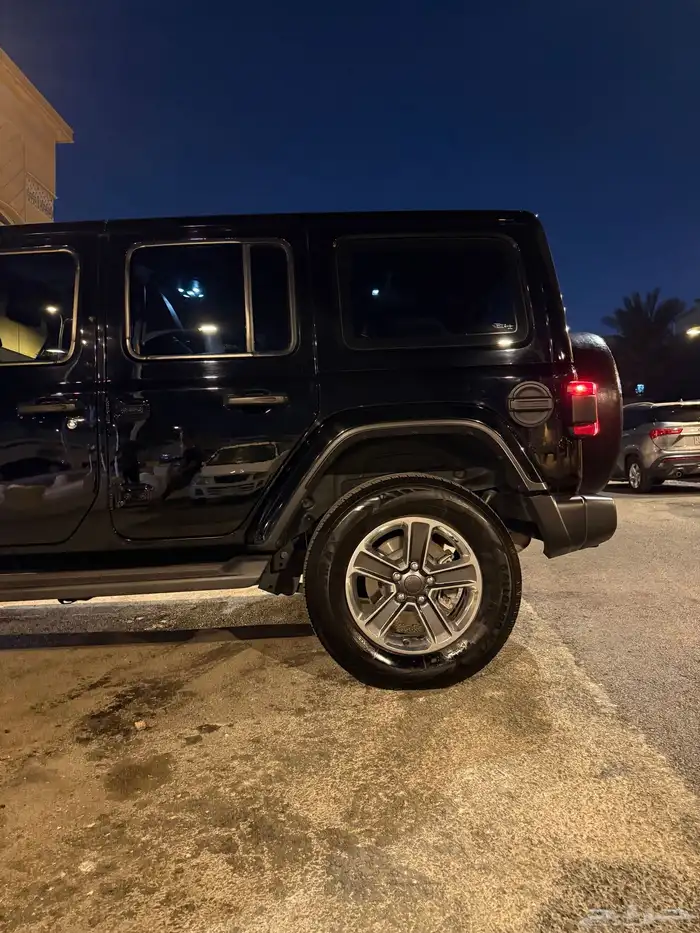 جيب رانجلر صحارى 6 سلندر 2021 2