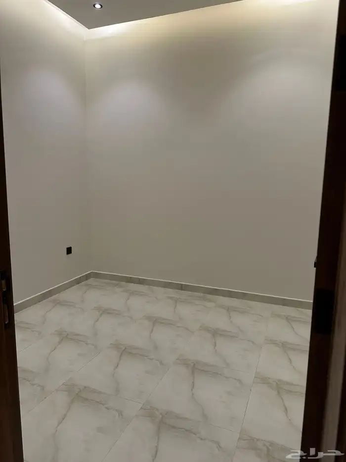 شقة للإيجار حي النرجس 1