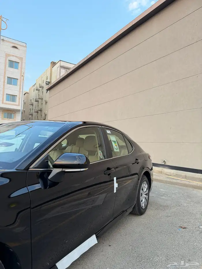 كامري ستاندر اسود 23 6