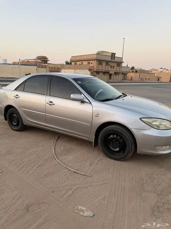 للبيع كامري 2004 1