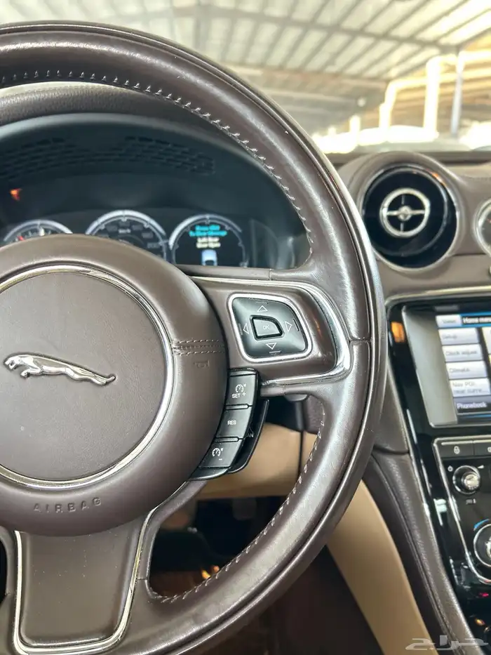 جاكوار LUXURY 2015 17