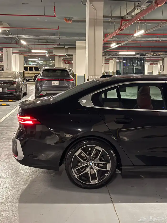 للبيع BMW 520i 2025 10