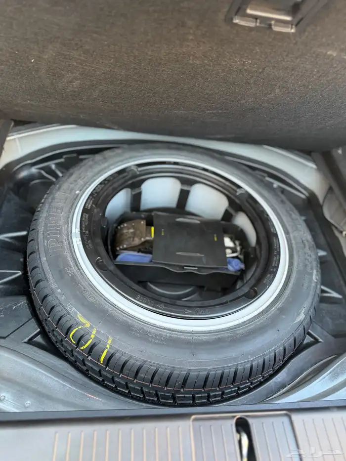 مرسيدس 2008 مخزنه ماشيه 21 الف وكاله 70