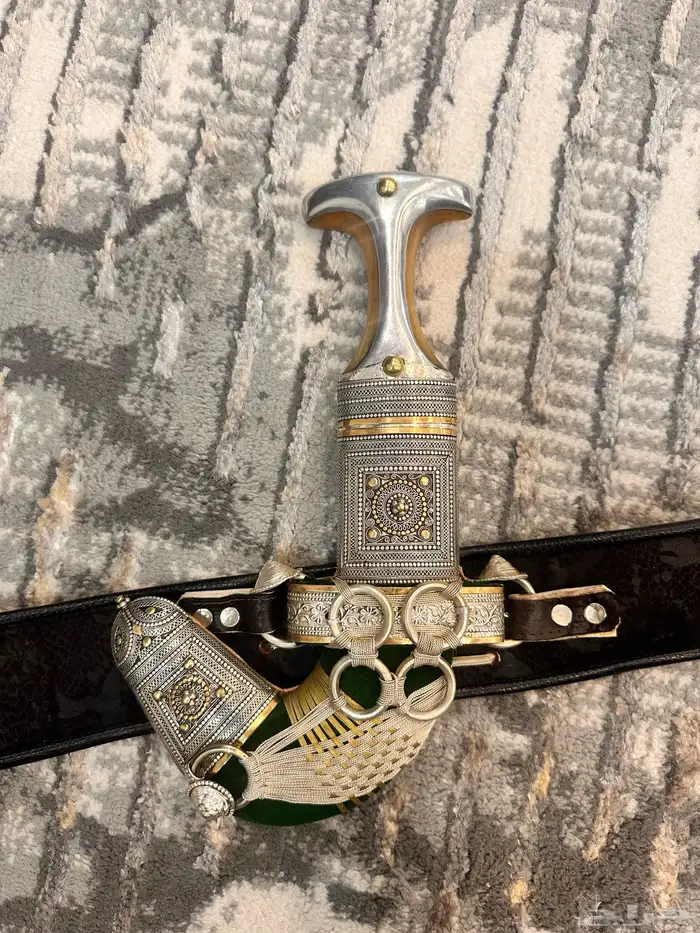 جنبيه قرن للبيع عمانيه 0