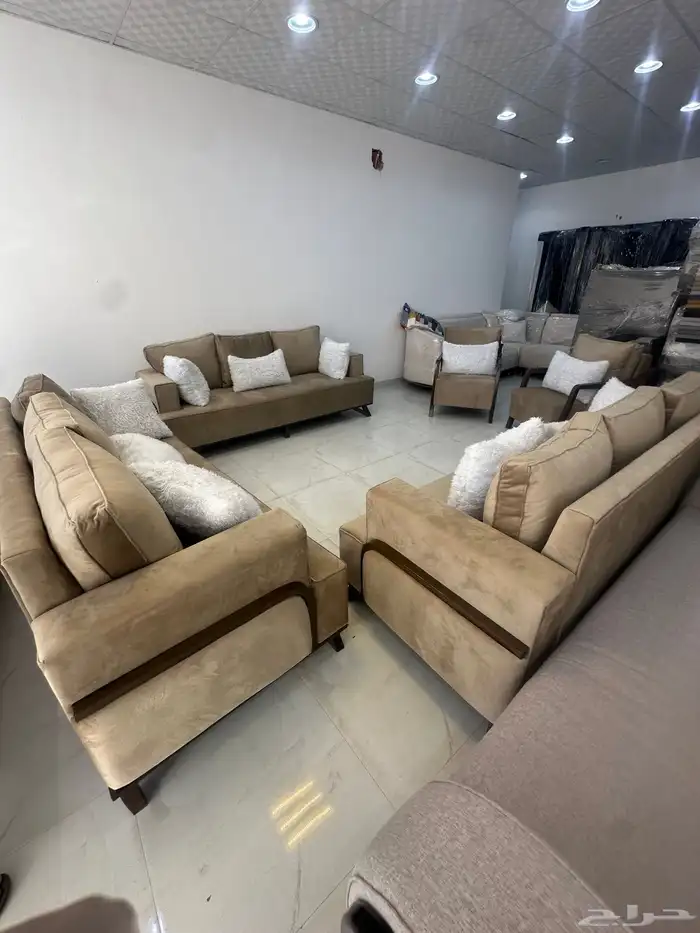 كنبات جاهزه. وتفصيل. حسب الطلب. سعر الطقم. 11نفر 1700 7