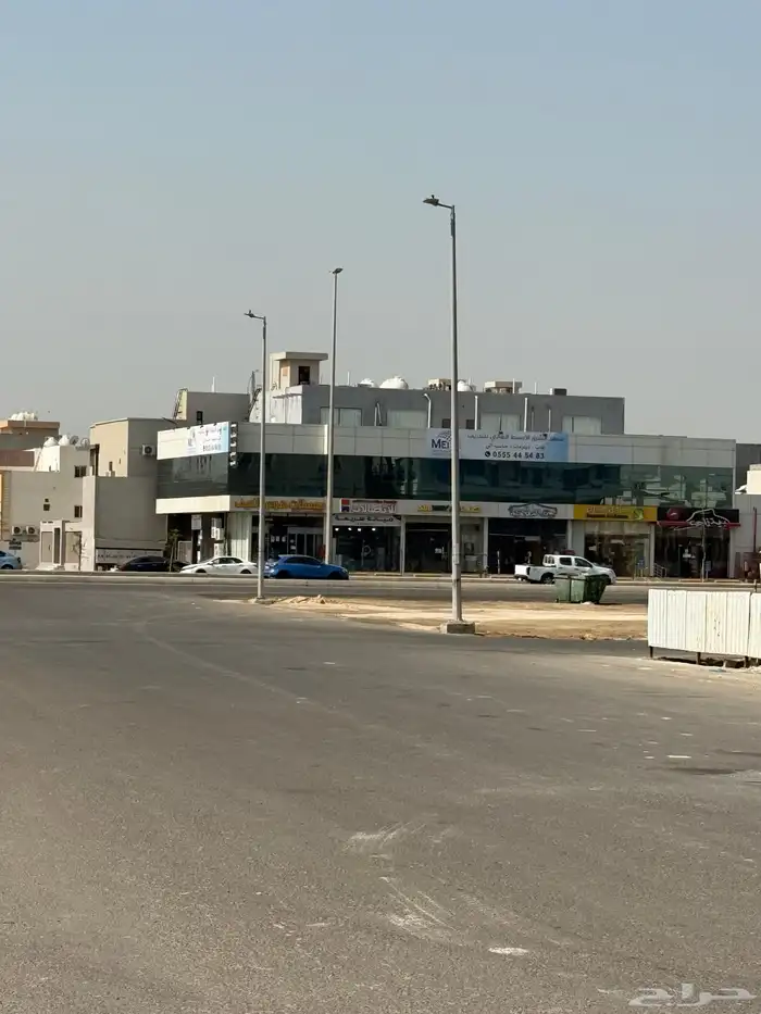 حي الصواري المنتزة الغربي622م شارعين ركنية موقع مميز 5