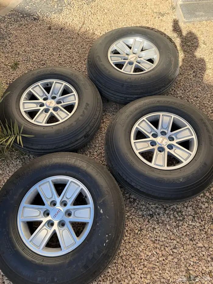 كفرات بلون وجنوط كويتيه 1