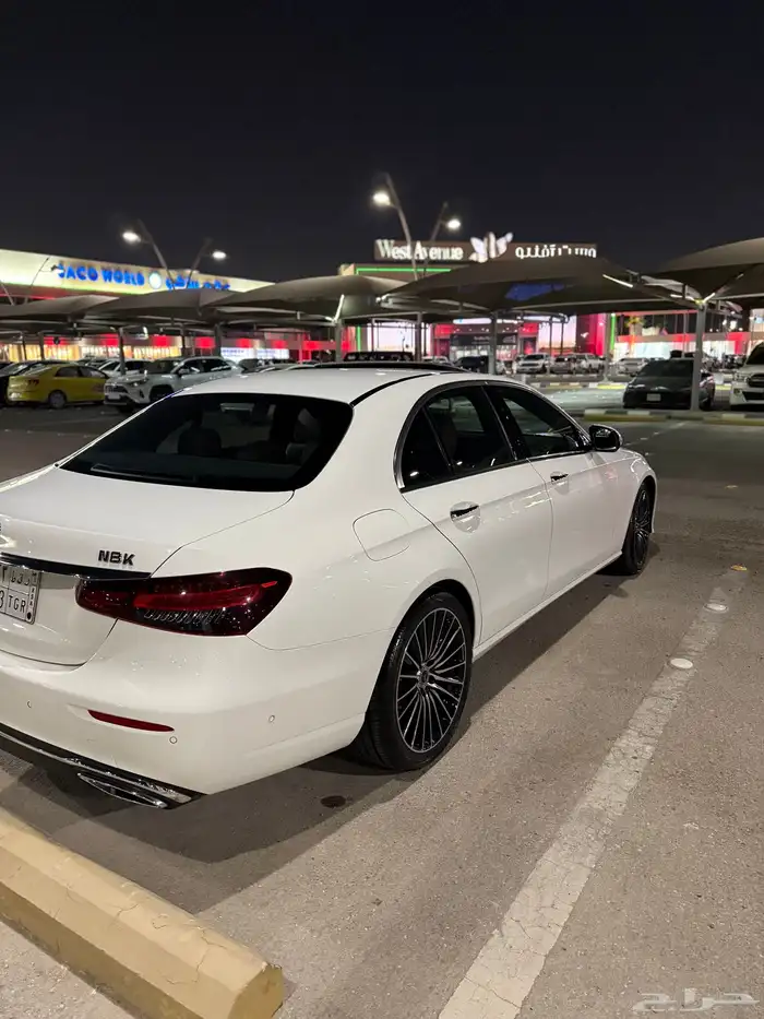 مرسيدس E200 عداد 16 الف 4