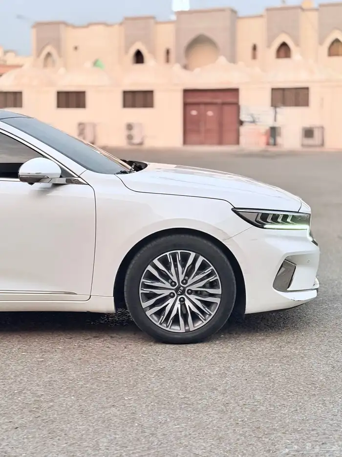 كيا كادينزا K7 فل كامل اعلى فئة 2020 مالك اول بودي وكالة 12