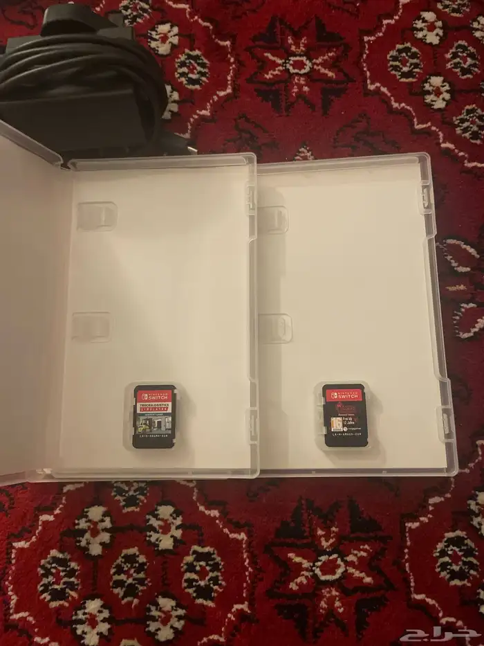 نينتيندو سويتش لايت باللون السماوي و الابيض 3