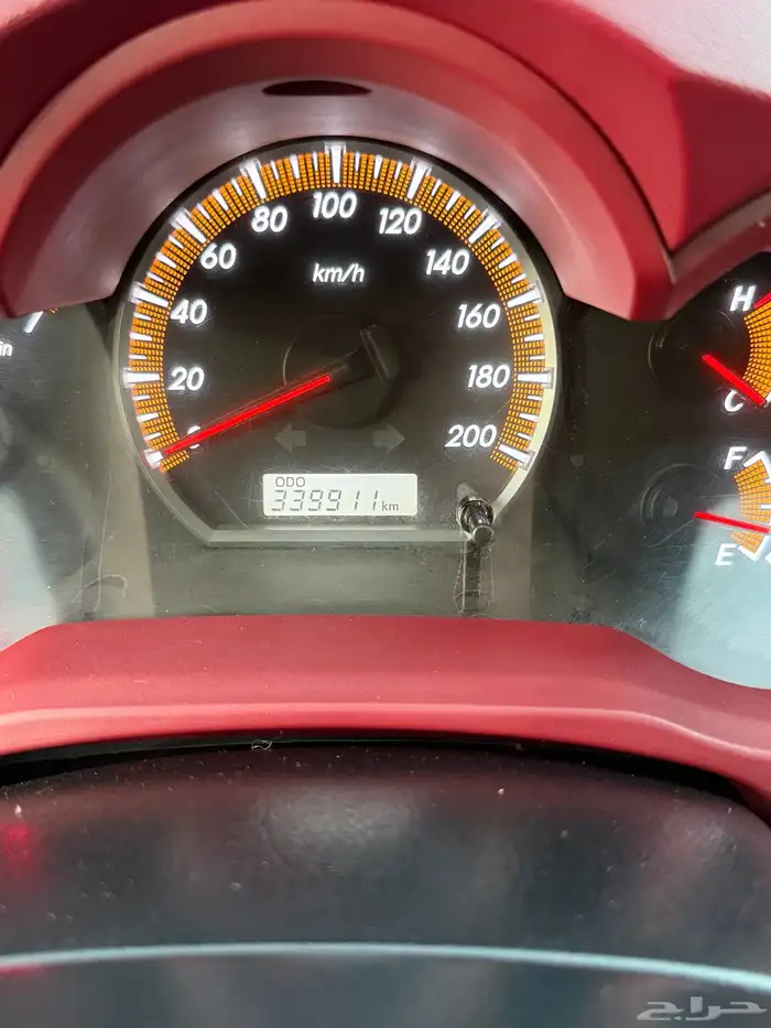 للبيع تويوتا هايلوكس 2015 غمارتين فل كامل 16