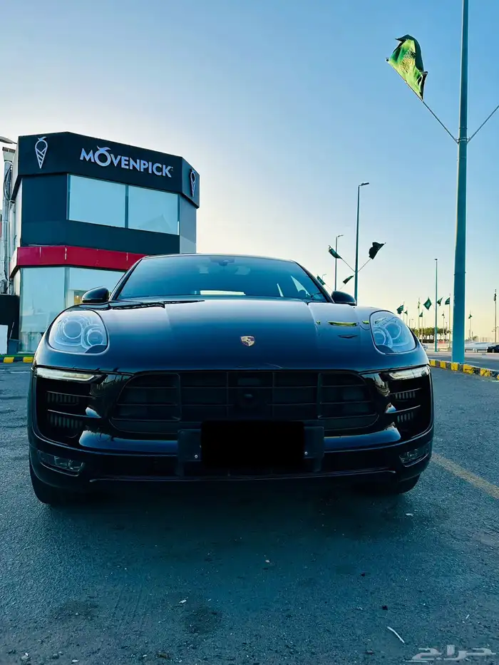 بورش ماكان توربو 2015 فل كامل ممشى 115 ألف كم ضمان ساري 18