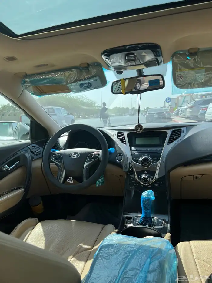 ازيرا 2015 فل كامل ممشى قليل نظيفه جدا 7