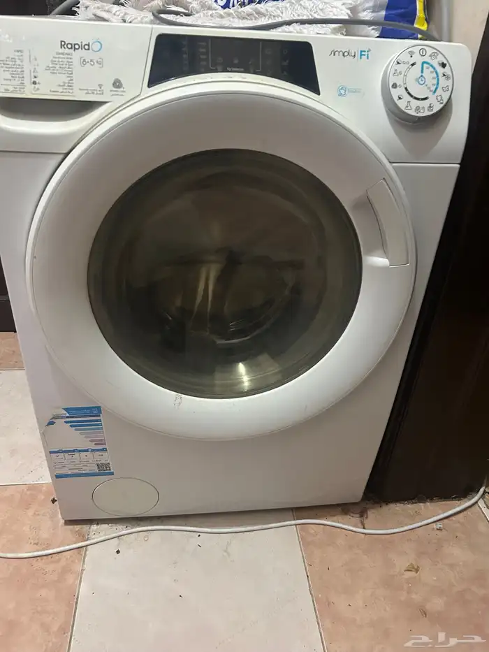 ايوجد عفش شقه للبيع غرفه نظيفه خشب نظيف وكنب 7 قطع نظيف 4