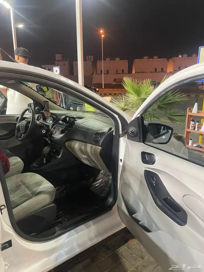 فورد فيجو 2018 12