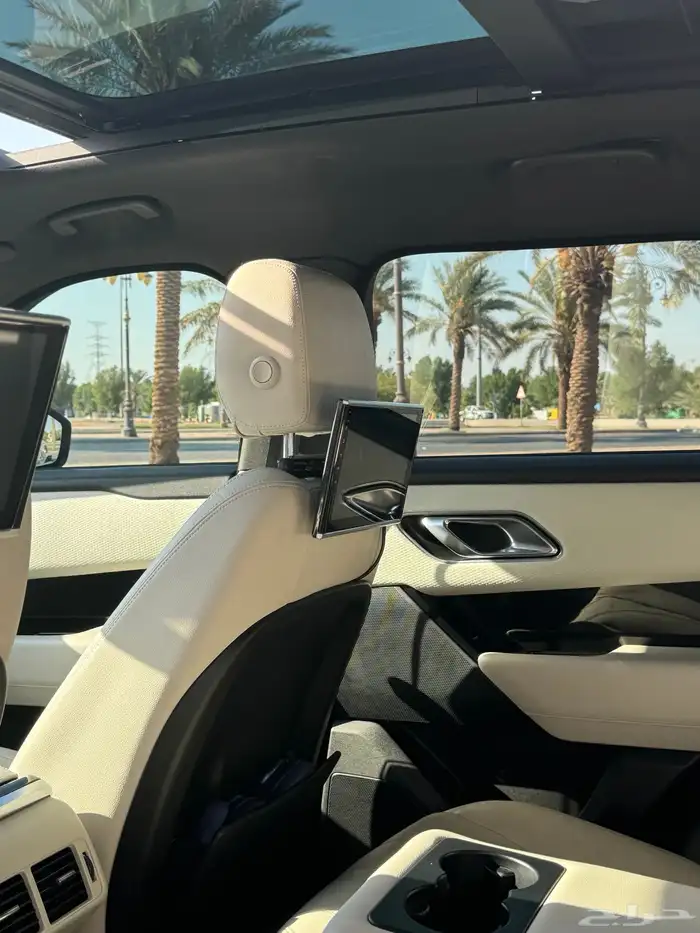 رنج روفر فيلار R Daynamic 14