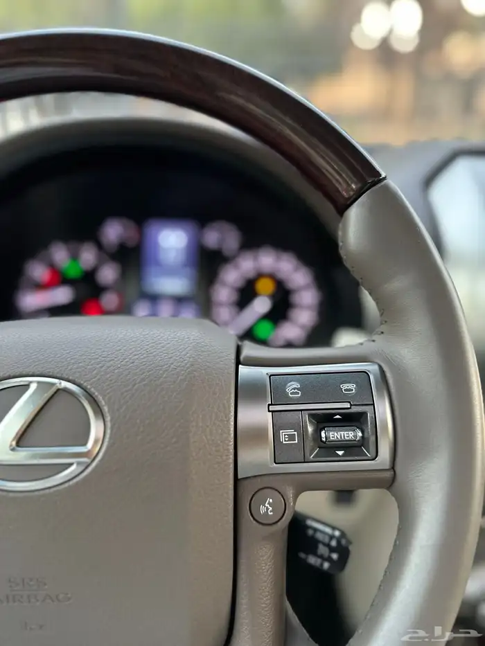 لكزس GX460 موديل 2014 سعودي فل كامل 23