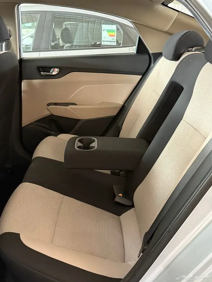 اكسنت 2020 فضي محرك كبير 1.6 معرض(عبيد الرشيدي) 9