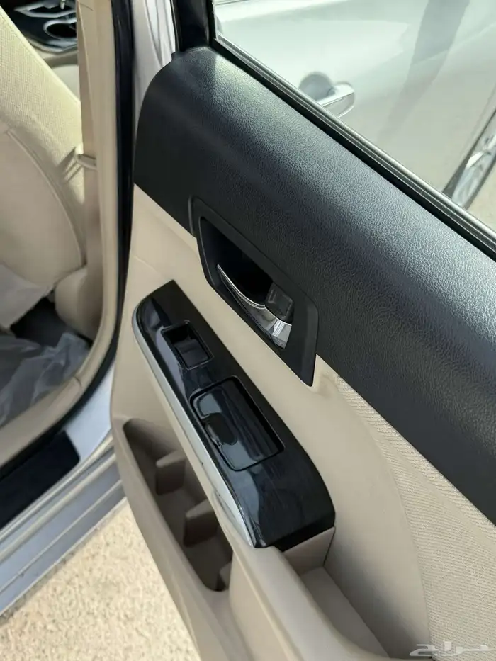 كامري 2016 فل كامل GLX فضي 34