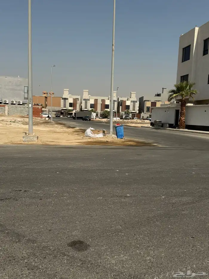 حي الصواري المنتزة الغربي622م شارعين ركنية موقع مميز 1