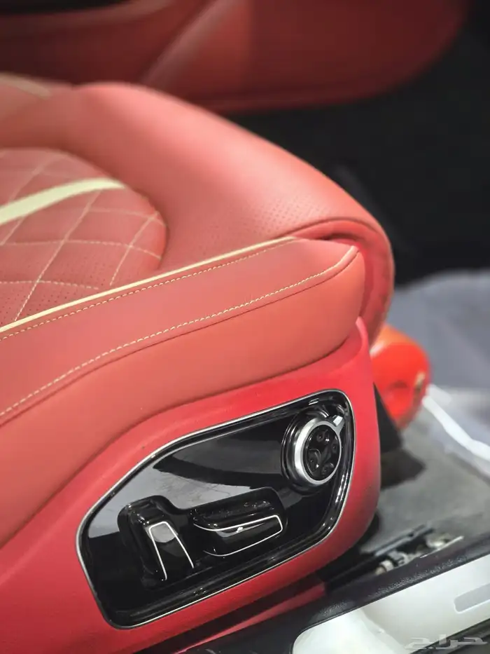 اودي A8-L موديل 2015 بحالة ممتازة 11