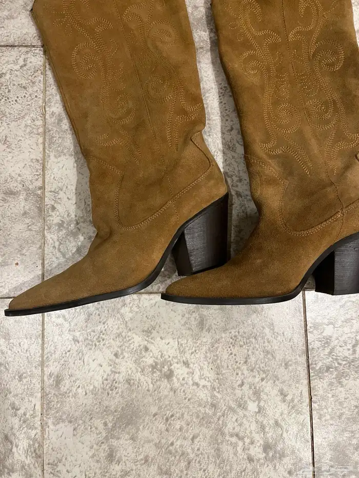 Boots from Mango in nearly new condition 2