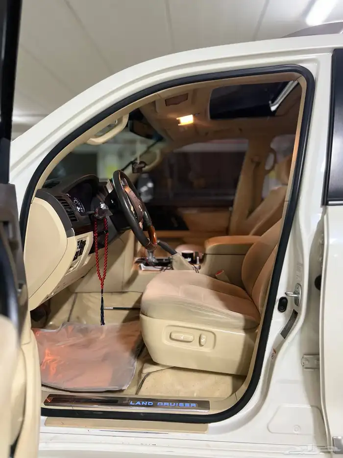 تويوتا لاندكروزر GXR 2017 مالك اول 28