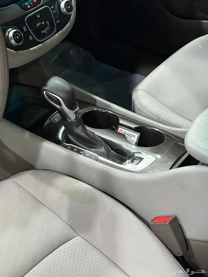 شيفرولية ماليبو 2021 فضي لدى معرض(عبيد الرشيدي) 28