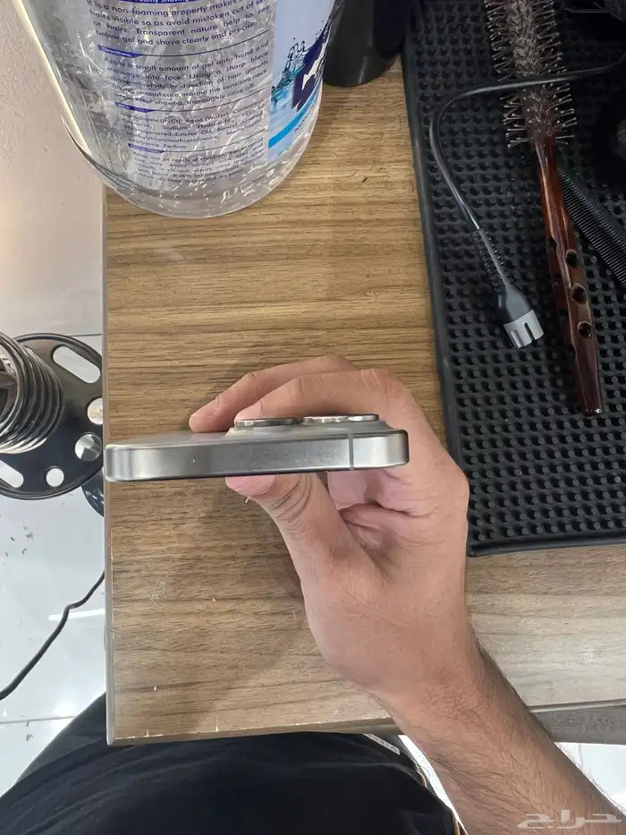 ايفون15برو تيتانيوم 3