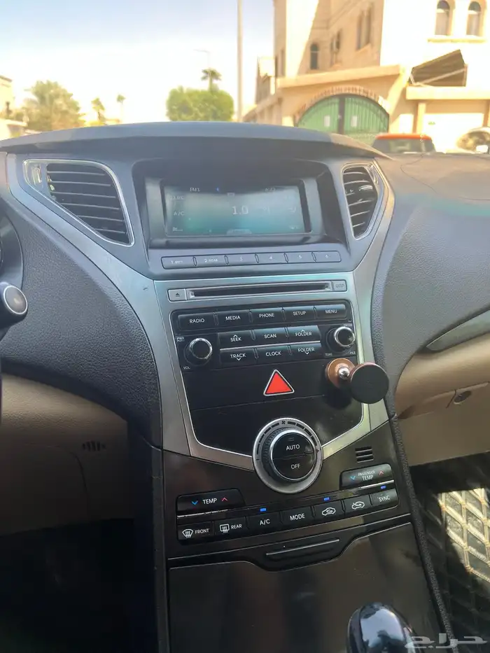 ازيرا 6 سلندر 2016 3