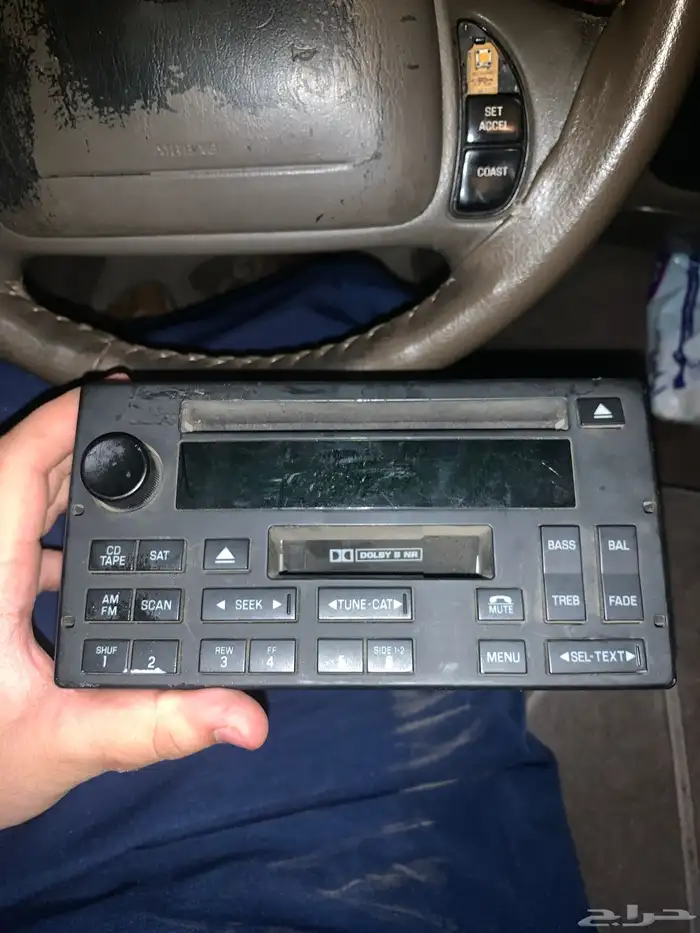 مسجل وكاله للبيع فورد مركيز موديل 2000 0