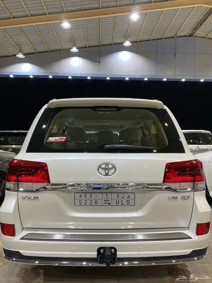 للبيع جيب في اكس ار 2020 عبداللطيف عداد 65 الف 9