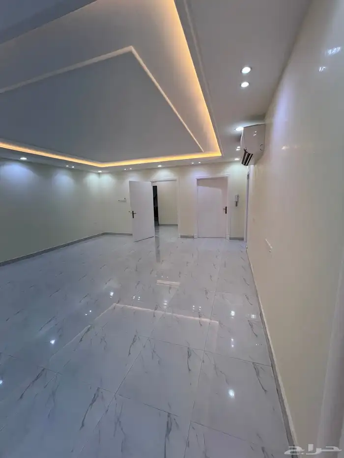 شقة للإيجار حي الحزم 8