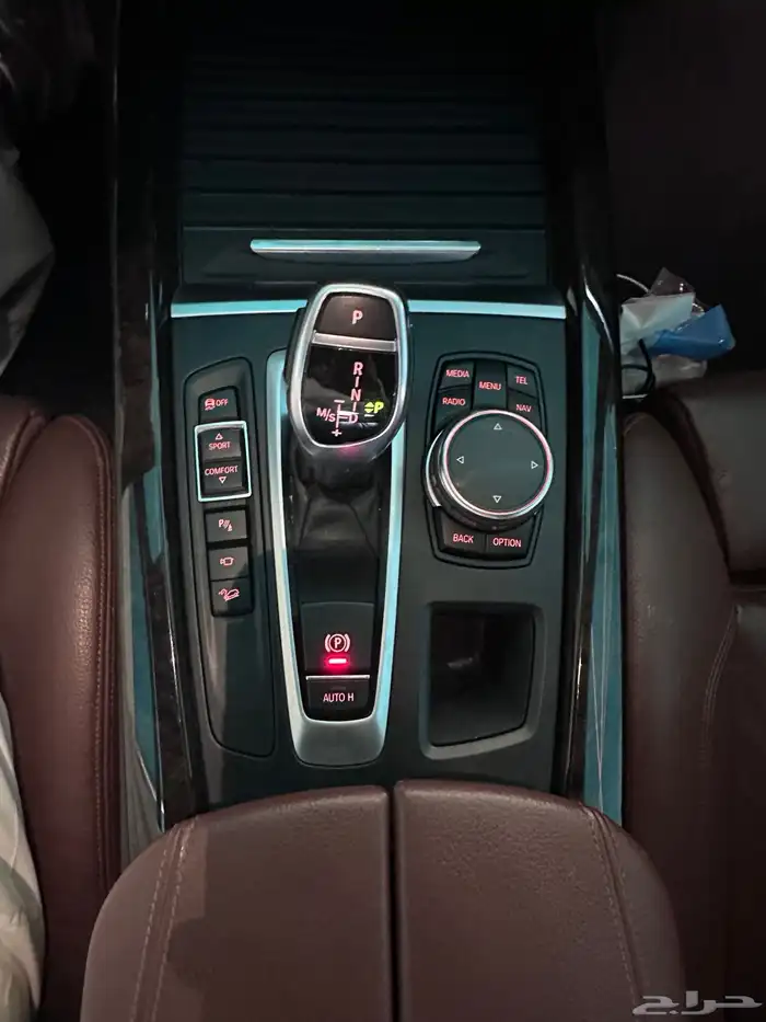 B M W - X5. 4.4 L 14