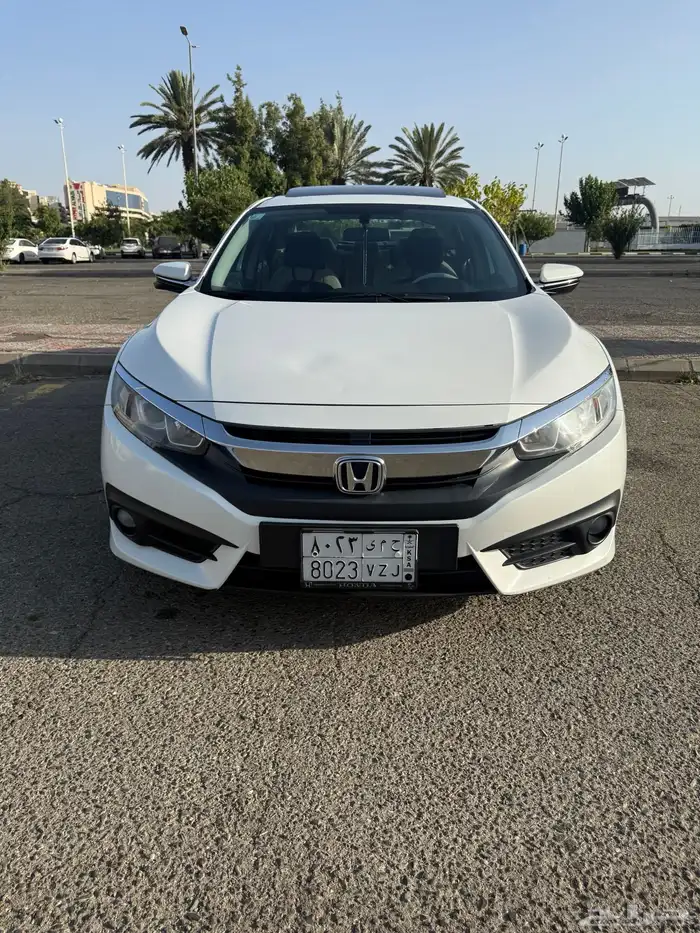 هوندا سيفيك 2016 مفحوصة و مجددة بدون اي ملاحظه سعر البيع 35 3