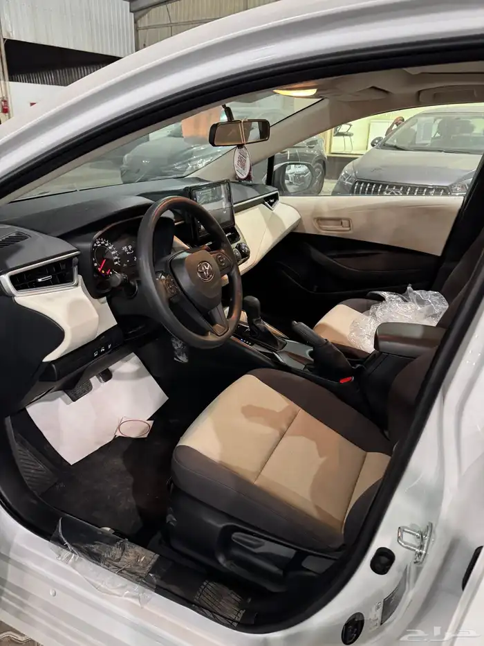 تويوتا كورلا XLI المطور فتحة بنزين 2025 8