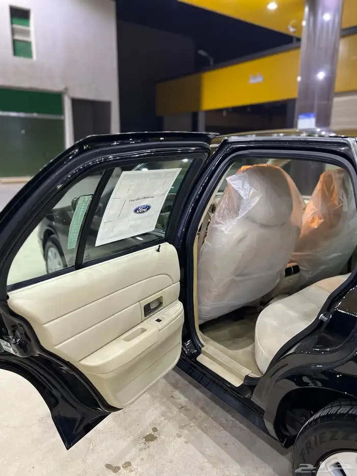 فورد كراون فكتوريا 2011 (( تم البيع )) 38