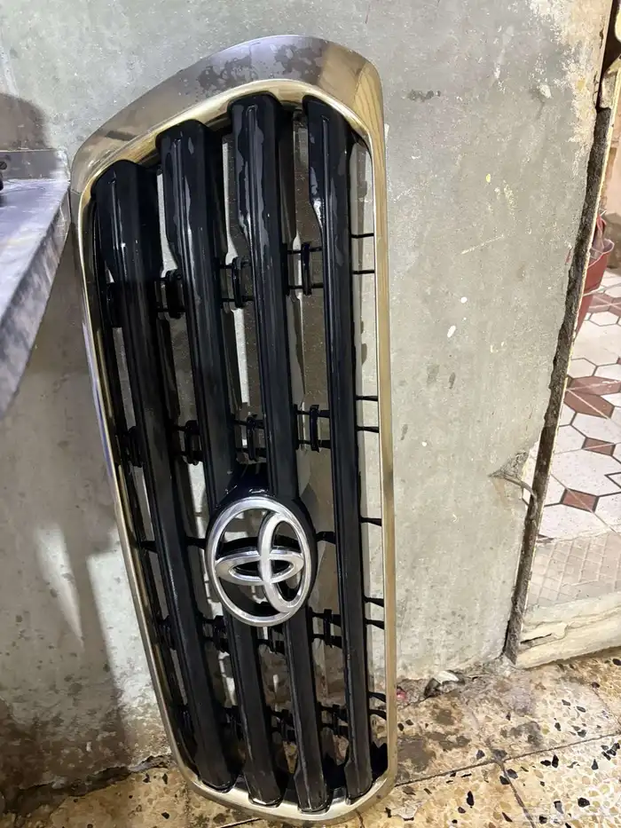 شبك لاندكروزر يركب من 2008 الى 2015 0